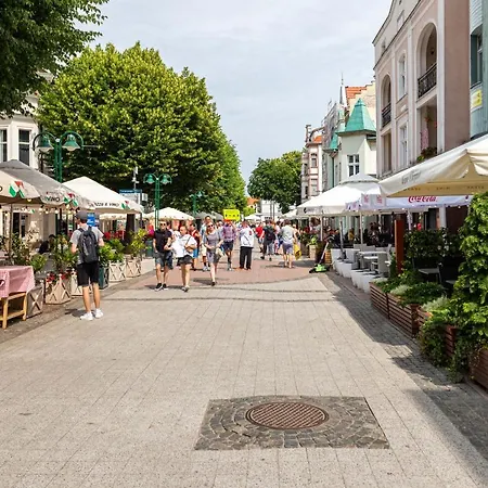 Victus Cozy With Parking By Renters Appartement Sopot